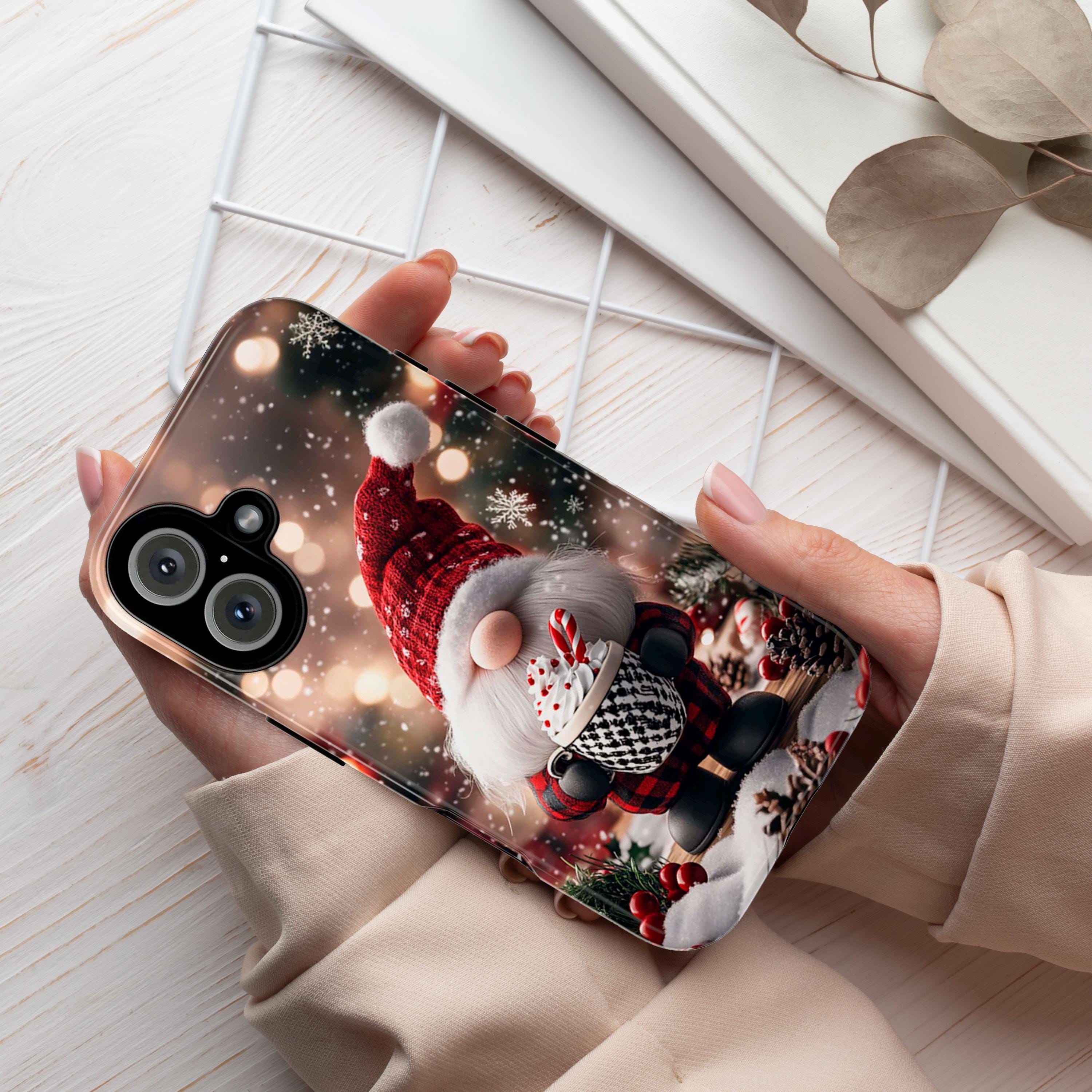 Cozy Xmas Holiday Gnome Phone Case, Christmas Gnome & Winter Festive Holly Magsafe Case for iPhone 15 14 13 12 Pro Max, Samsung S24, 427.6